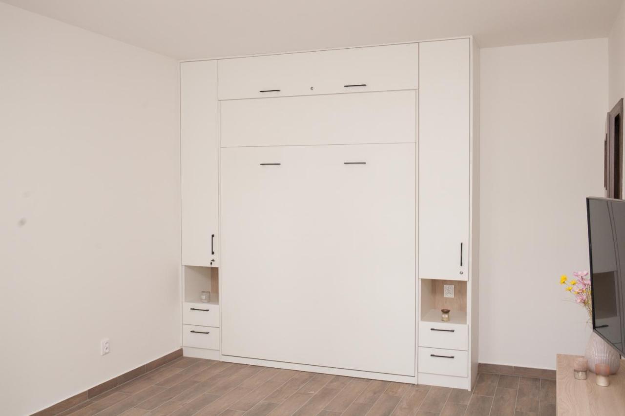Apartman Horni Misecky J4 Luaran gambar